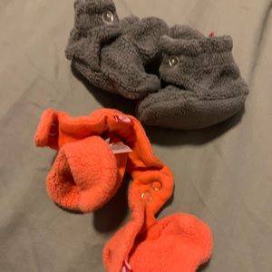 2 pairs of zutano booties 3 month